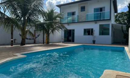 Em busca de um novo lar em condomínio fechado? Esta casa espaçosa no CondomínioNova Gramado tem tudo que você precisa!
