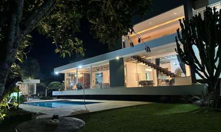 Casa de Encantar: Luxo, Conforto e Vista Deslumbrante - Casa com 4 quartos à venda no Novo Horizonte