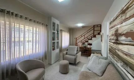 Casa com 2 quartos à venda na Rua Monsenhor Gustavo Freire, São Mateus, Juiz de Fora