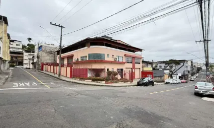 Barracão / Galpão / Depósito à venda na Rua Rafael Zacarias, Democrata, Juiz de Fora