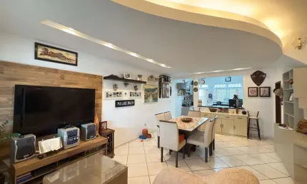 Sua casa espaçosa, confortável e bem localizada na cidade alta: bem-vindo ao seu novo lar no São Pedro!