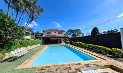 Uma casa com alma de refúgio — espaço, natureza e conforto para viver com liberdade!