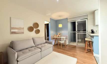 Parcialmente mobiliado, moderno e pronto para morar no Ville Rubi no bairro Estrela Sul ! Apartamento 02 quartos à venda.