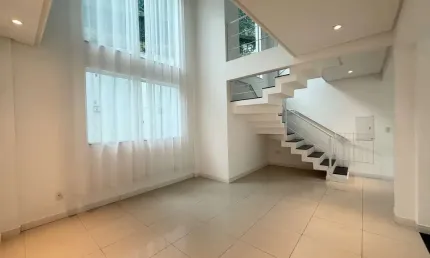 Casa com 5 suíte à venda! Alto padrão, espaço de sobra e localização privilegiada no Bom Pastor!