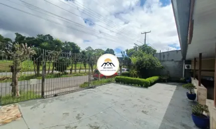 Casa Térrea Ampla | Oportunidade Perfeita para Moradia ou Comércio!