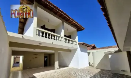 Casa sobrado na praia do guaiúba -  4 dormitórios sendo 1 suíte