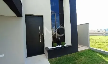 Casa com 3 quartos à venda no Honda, São José dos Campos  por R$ 1.053.000