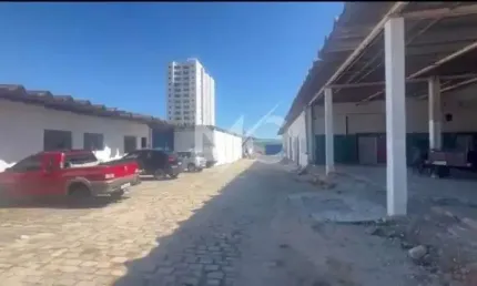 Barracão / Galpão / Depósito com 1 sala para alugar no Jardim Santa Maria, Jacareí , 700 m2 por R$ 2.700