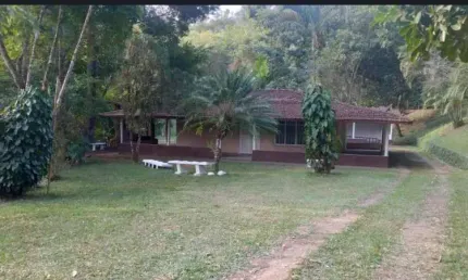 Chácara / sítio com 3 quartos à venda no Freitas, São José dos Campos  por R$ 580.000