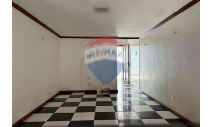 Casa para  Venda  com 4/4 , 01 suite em Nova Dias D'avilla