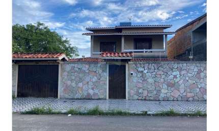Casa com 4 quartos para alugar no Centro, Dias D'Ávila 