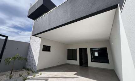 Casa com 3 quartos à venda no Bom Jardim, Maringá 