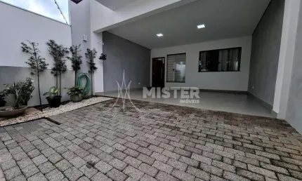 Casa à Venda em Maringá - Jardim Imperial II - Mobiliada e com Piscina