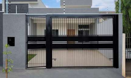 Casa à venda em Maringá, Jardim Novo Oásis - Pronto para morar, com área construída de 105m²