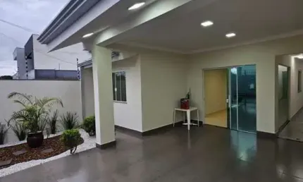Casa à venda em Maringá, Jardim Oriental - 127m² - Cozinha Planejada