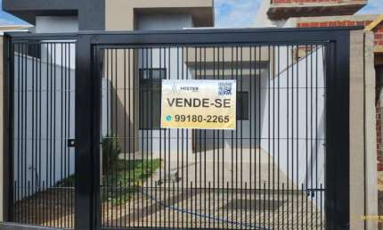 Casa à venda em Sarandi, Jardim São Paulo - Área Gourmet, Churrasqueira e Porcelanato!