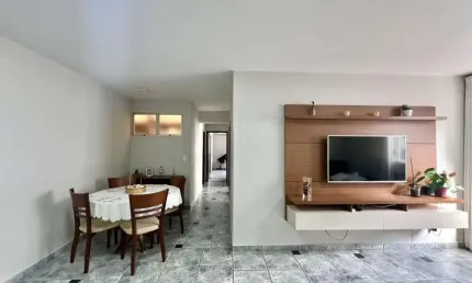 Apartamento Próximo a UEM com 03 Dormitórios sendo 01 Suíte.