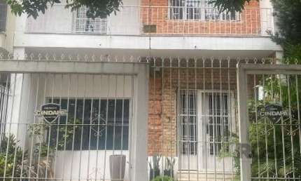 Casa com 3 quartos à venda na Rua Miguel Tostes, Rio Branco, Porto Alegre