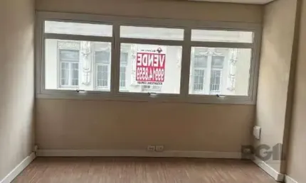 Sala comercial à venda na Rua Uruguai, Centro Histórico, Porto Alegre