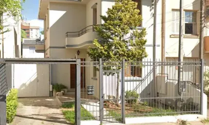 Casa para alugar na Rua Olavo Bilac, Azenha, Porto Alegre