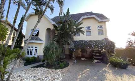 Casa para Venda em Blumenau, Itoupava Seca, 3 dormitórios, 3 suítes, 5 banheiros, 2 vagas