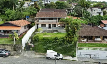 Casa para Venda em Blumenau, Tribess, 6 dormitórios, 1 suíte, 4 banheiros, 6 vagas