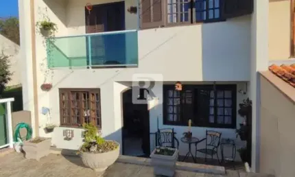 Casa com 3 quartos à venda na Arcesio Correio de Lima, 100, Atuba, Curitiba por R$ 799.900