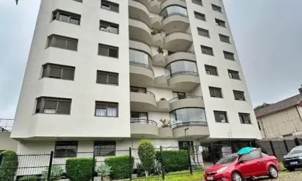 Apartamento semimobiliado, com 3 quartos, sendo 1 suíte com banheira no Madureira em Caxias do Sul RS
