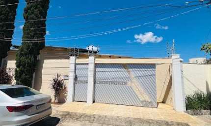 Casa com 4 dormitórios à venda, 420 m² - Andracel Center - Anápolis/GO