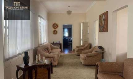 Casa comercial no centro com terreno de 300 metros!