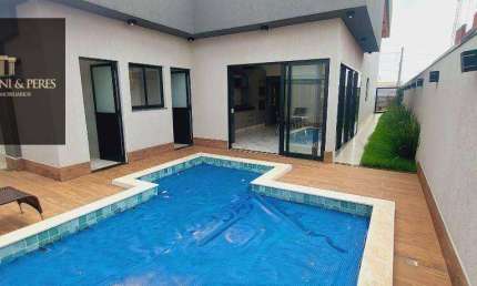 Casa com 3 suítes, área gourmet com cortina de vidro, mobiliada e com eletros na cozinha, no Gran Trianom