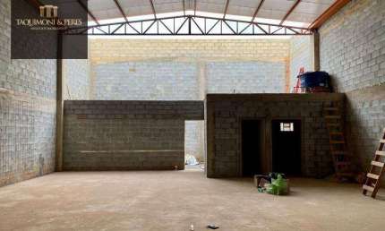 Galpão para alugar, 250 m² por R$ 5.000,00/mês - Parque São João - Anápolis/GO
