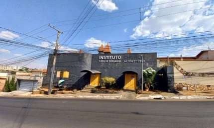 Prédio à venda, 300 m² por R$ 800.000,00 - Jardim Ana Paula - Anápolis/GO