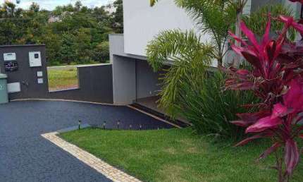 Casa com 4 dormitórios à venda, 235 m² por R$ 1.950.000,00 - Anápolis - Anápolis/GO