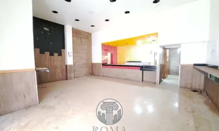 Salão comercial à venda no Calçadão -  Centro de Ribeirão Preto-SP: 2 salas, 3 banheiros, 145m² de área! Calçadão