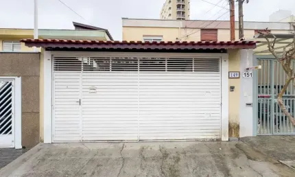 Agradável casa tipo para venda em Jardim Brasil (Zona Sul) com 4 quartos, sendo 1 suíte, 214m²