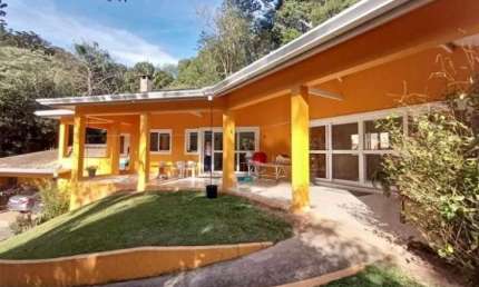 Casa no condomínio Paisagem Renoir para venda com 4 quartos, sendo 2 suítes, 462m²