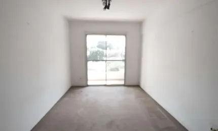 Confortável apartamento tipo para venda em Jardim Marajoara com 4 quartos, sendo 1 suíte, 92m²