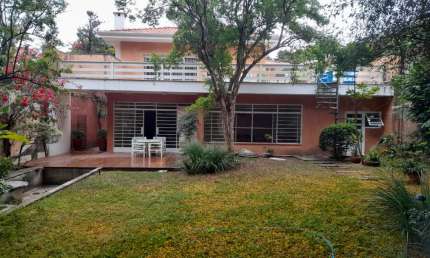 Agradável casa tipo para venda em Campo Belo com 3 quartos, 380m²