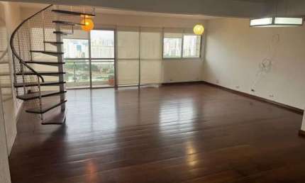 Funcional cobertura para venda em Alto da Boa Vista com 4 quartos, sendo 2 suítes, 328m²