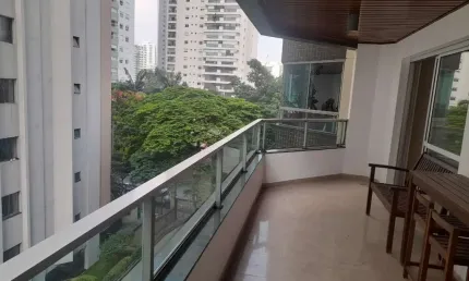 Espetacular apartamento tipo para venda em Campo Belo com 3 quartos, sendo 3 suítes, 190m²