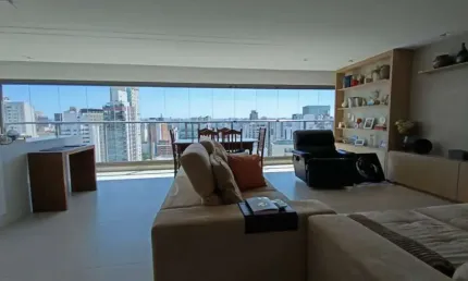 Agradável apartamento tipo para venda em Campo Belo com 3 quartos, sendo 3 suítes, 143m²