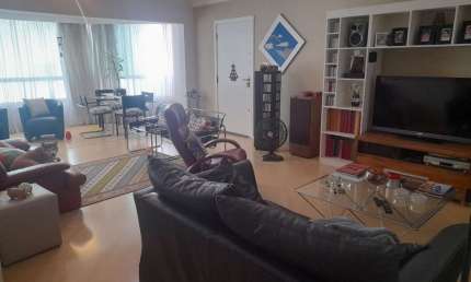 Funcional apartamento tipo para venda com 4 quartos, sendo 3 suítes, 190m²