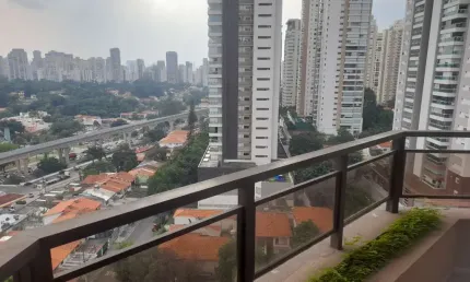 Funcional cobertura para venda em Parque Colonial com 3 quartos, sendo 3 suítes, 214m²