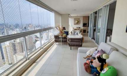 Atraente apartamento tipo para venda com 3 quartos, sendo 3 suítes, 172m²