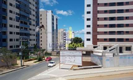 Casa tipo Sobrado solto no terreno a 300 mts da Faculdade Fainor  com 4 salas, 3/4 no Bairro Candei