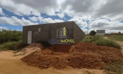 Vendo ou Troco Lote murado no Miro Cairo com alicerce pronto para um  sobrado