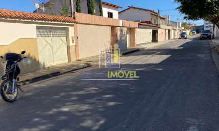 Vendo casa de 3 quartos na região do bairro Candeias,Vitória da Conquista, BA