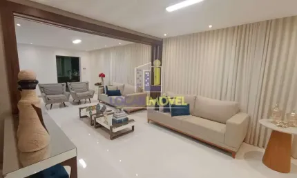 Casa com 5 quartos sendo 3 suítes, área gourmet com jacuzzi, piscina aquecida, em Bairro Boa Vista,