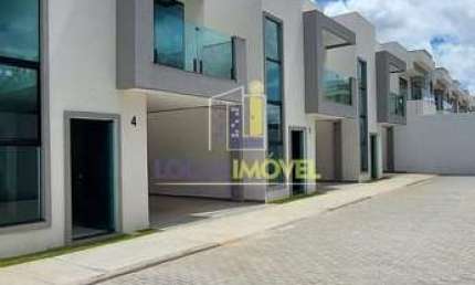 Casa duplex solta de 3 quartos sendo 1 suíte com closet e varanda à venda, Boa Vista, Vitória da Co